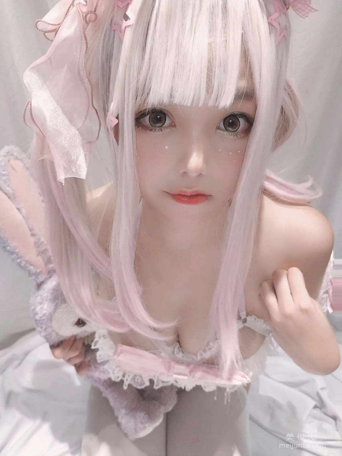 COS小姐姐蜜汁貓裘 《少女夢境》 寫真集 8