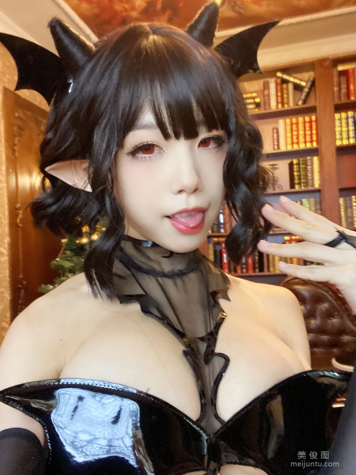 [COS福利] 动漫博主水淼aqua 《魅魔》 写真集1