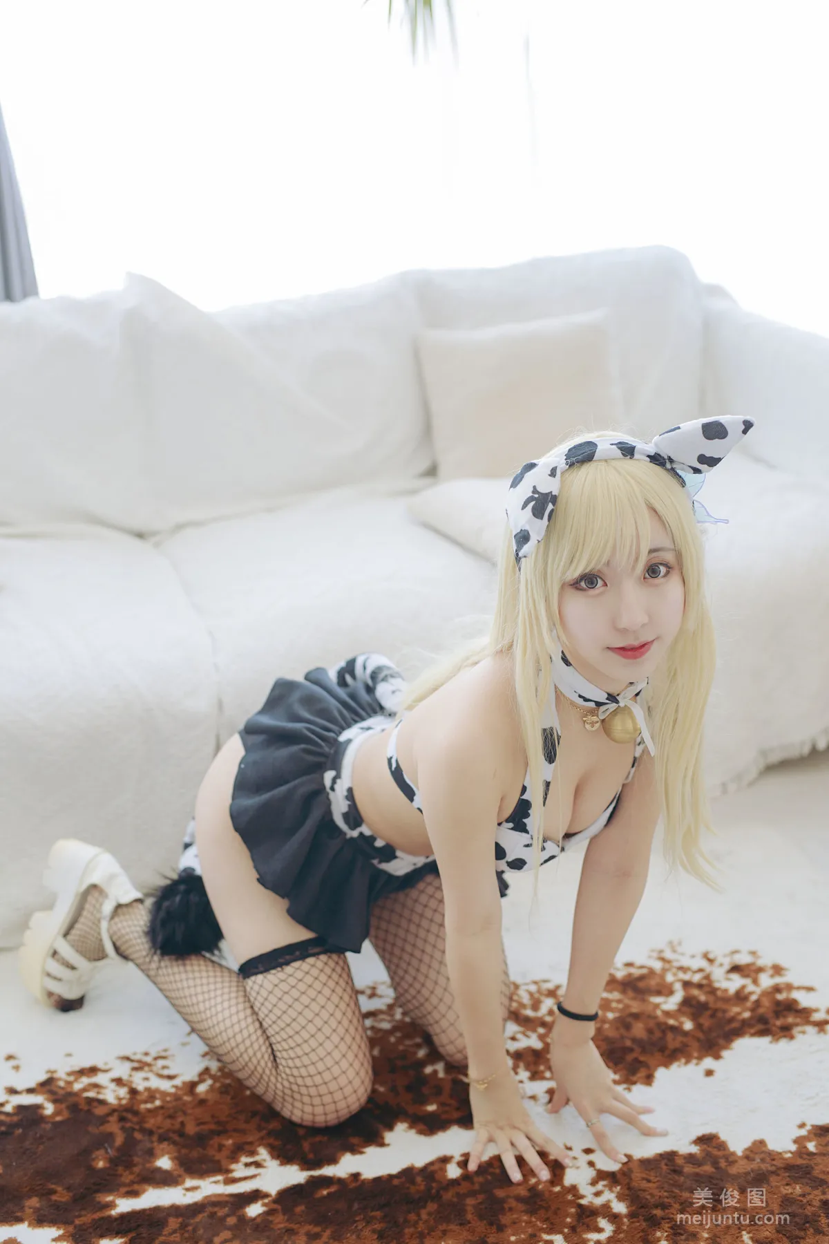 人氣Coser黑川 《星奈 奶牛》 寫真集 31