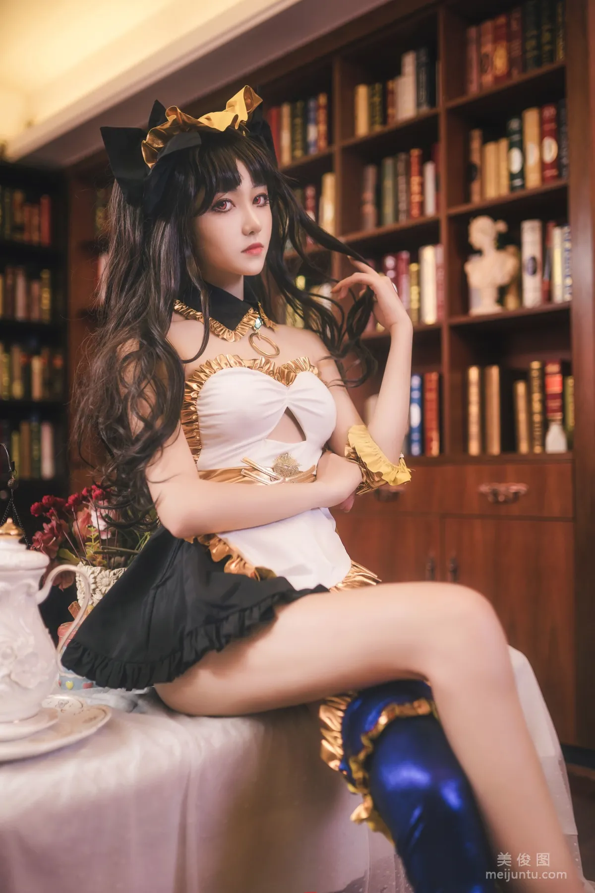 動漫博主南桃Momoko 《伊什塔爾女仆》 寫真集 6