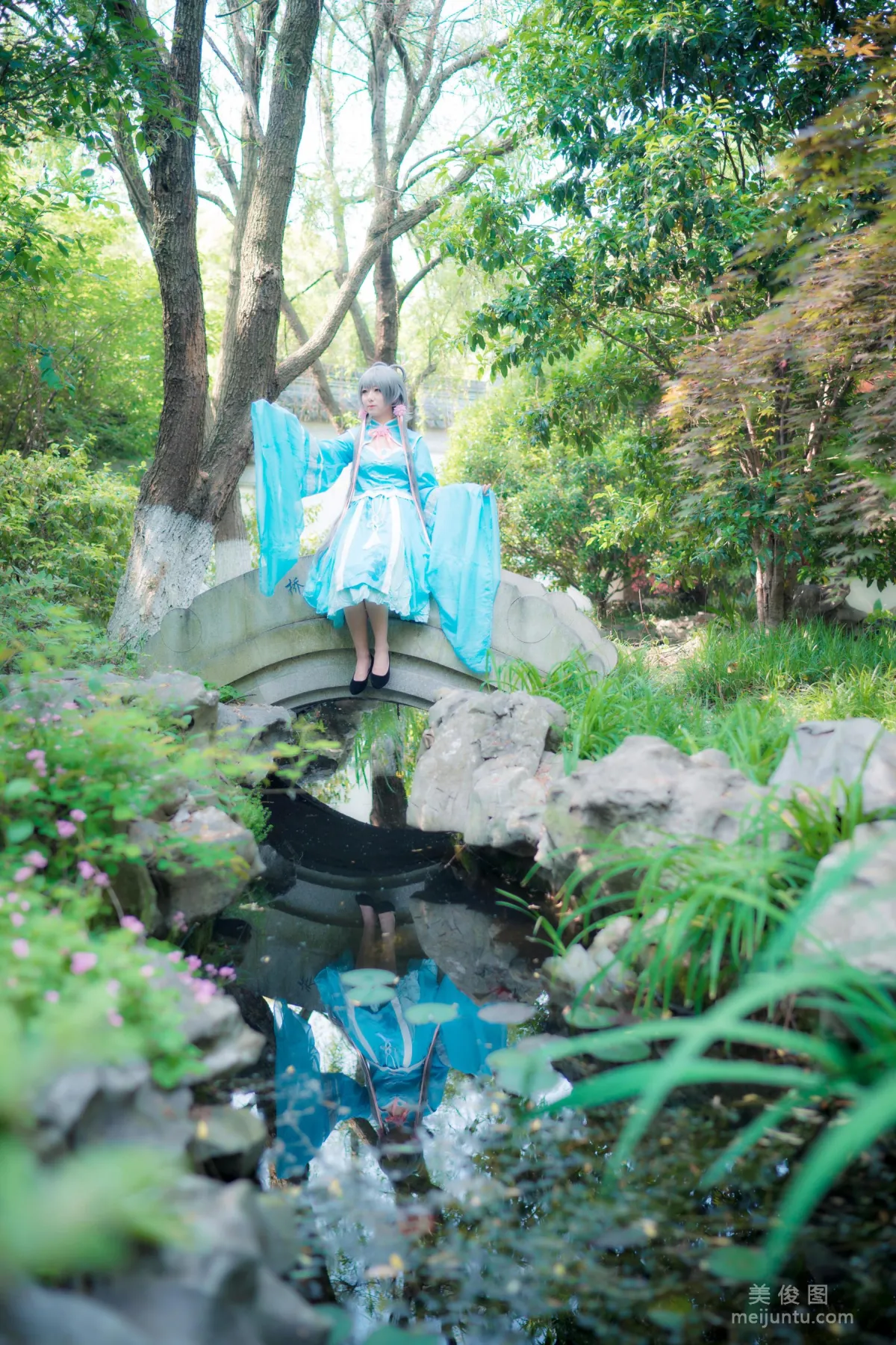 [COS福利] 小姐姐彌音音ww 《洛天依》 寫真集 7