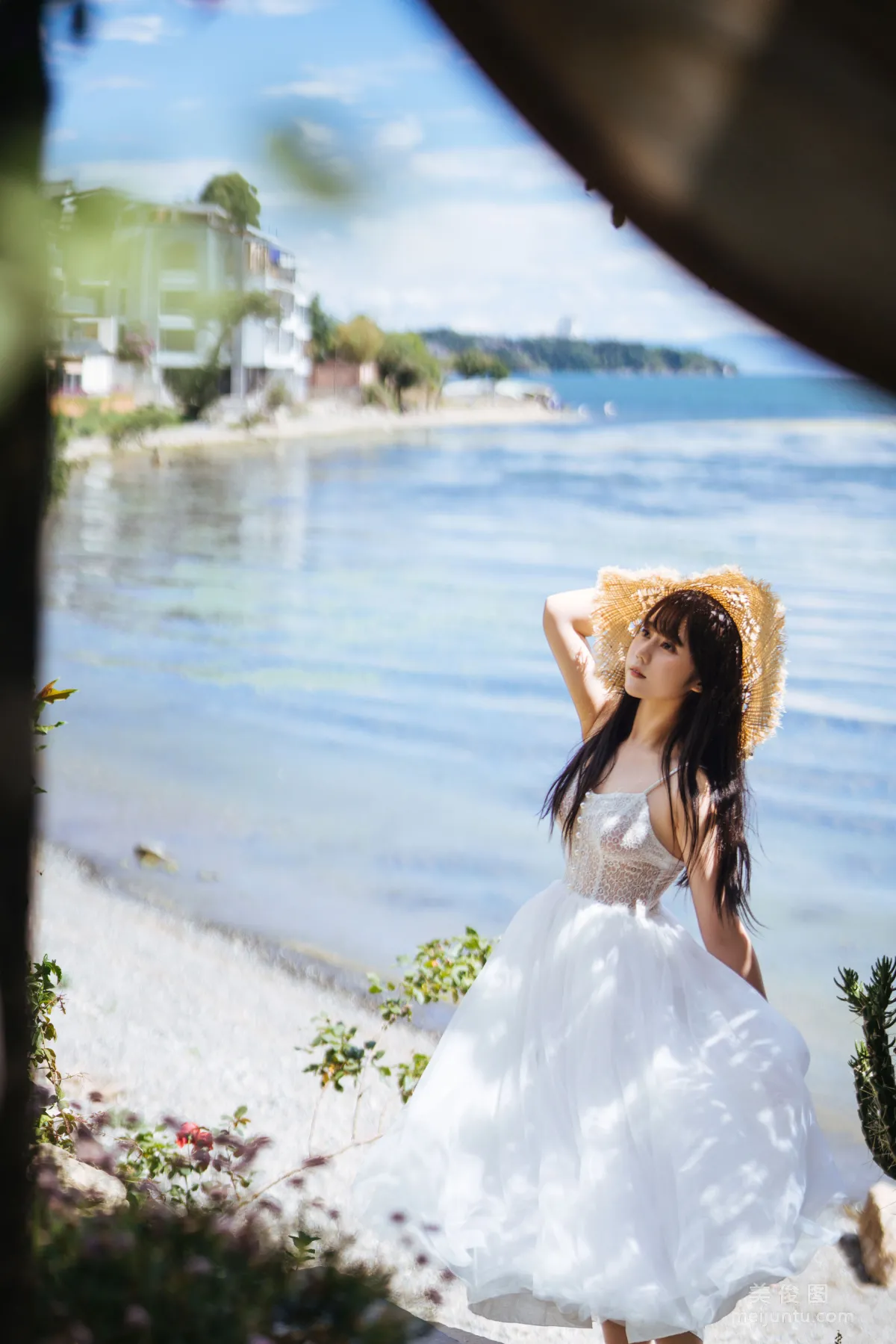 微博福利姬鏡醬 《靜夏之白裙少女》 寫真集 16
