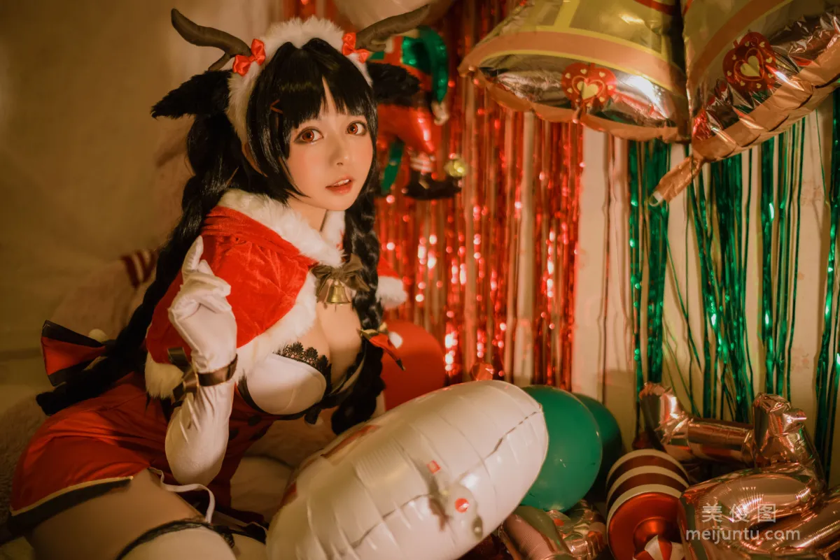 大眼萌妹黑貓貓OvO 《大潮聖誕》 寫真集 9