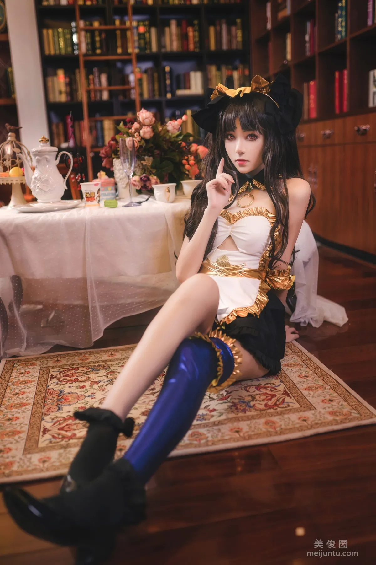 動漫博主南桃Momoko 《伊什塔爾女仆》 寫真集 7