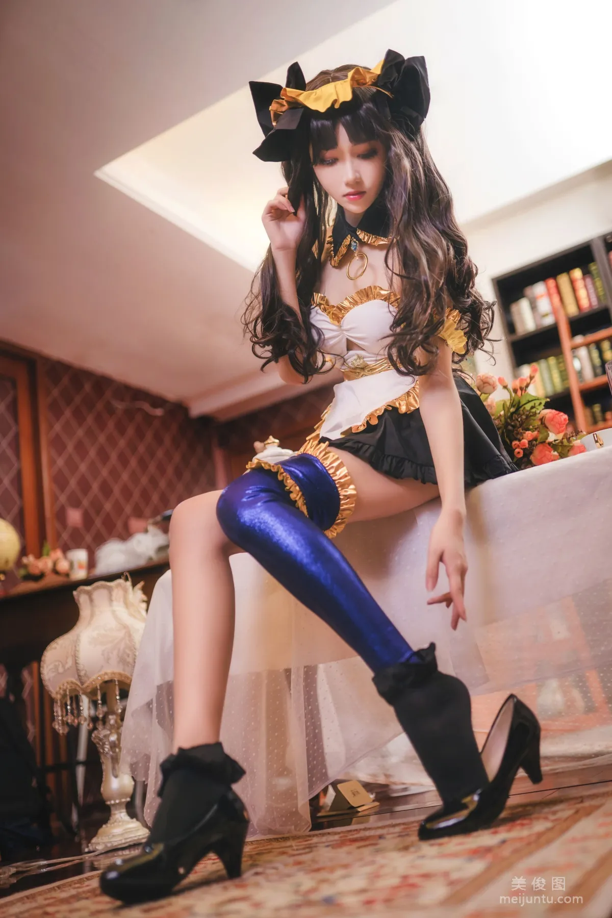 動漫博主南桃Momoko 《伊什塔爾女仆》 寫真集 5