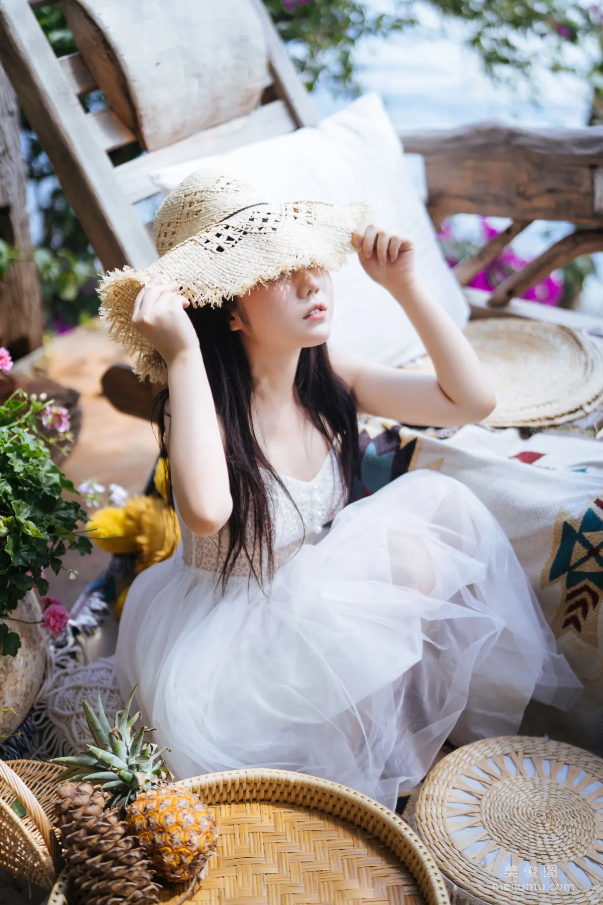 微博福利姬鏡醬 《靜夏之白裙少女》 寫真集 7