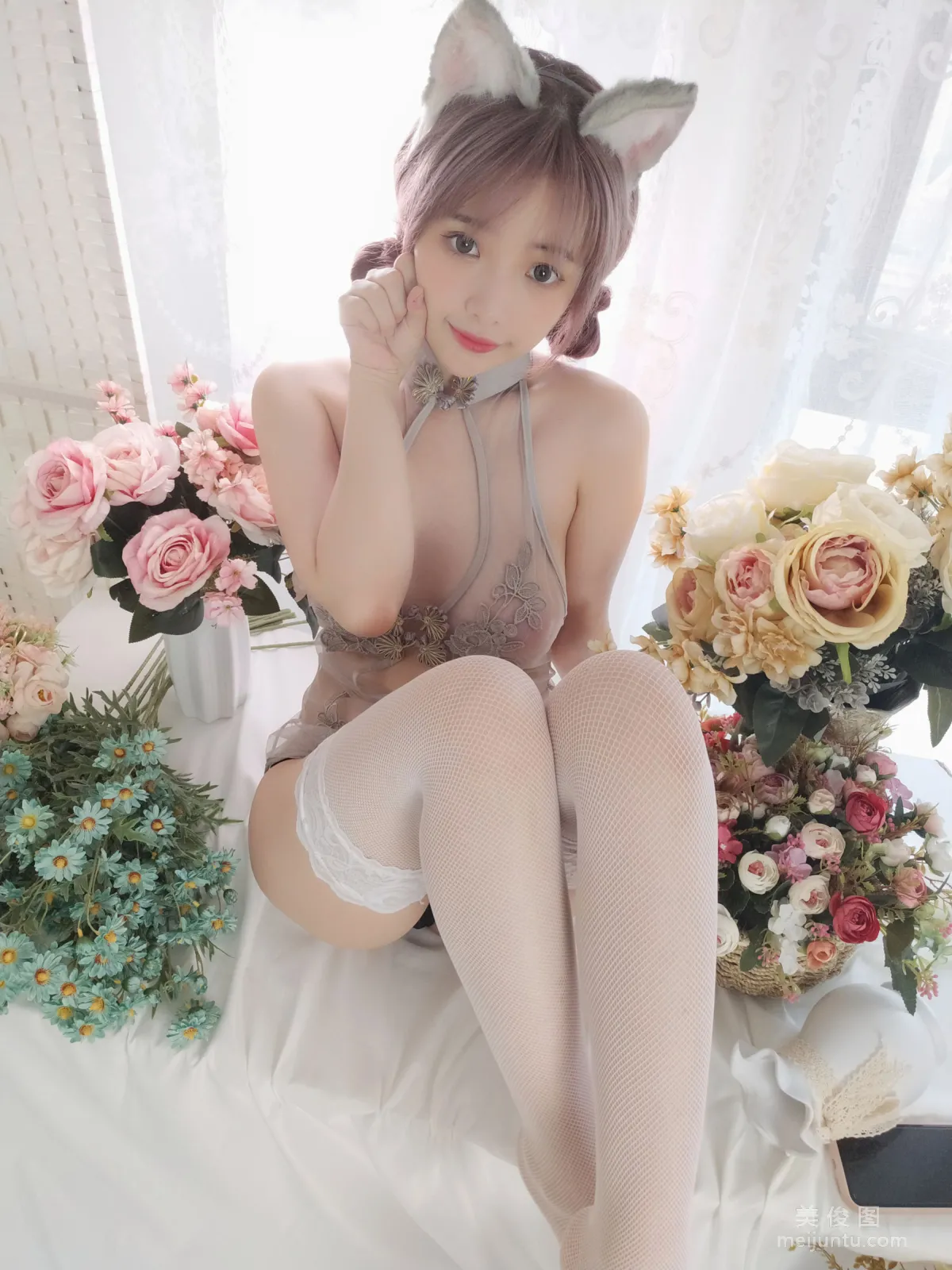 動漫博主雯妹 《旗袍》 寫真集 23