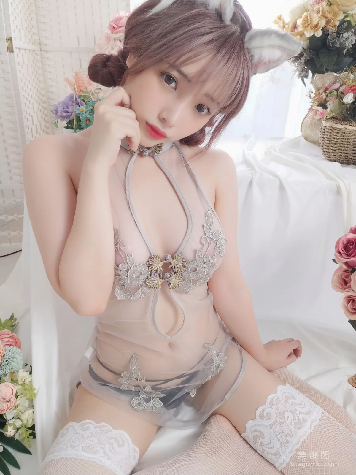 動漫博主雯妹 《旗袍》 寫真集 10