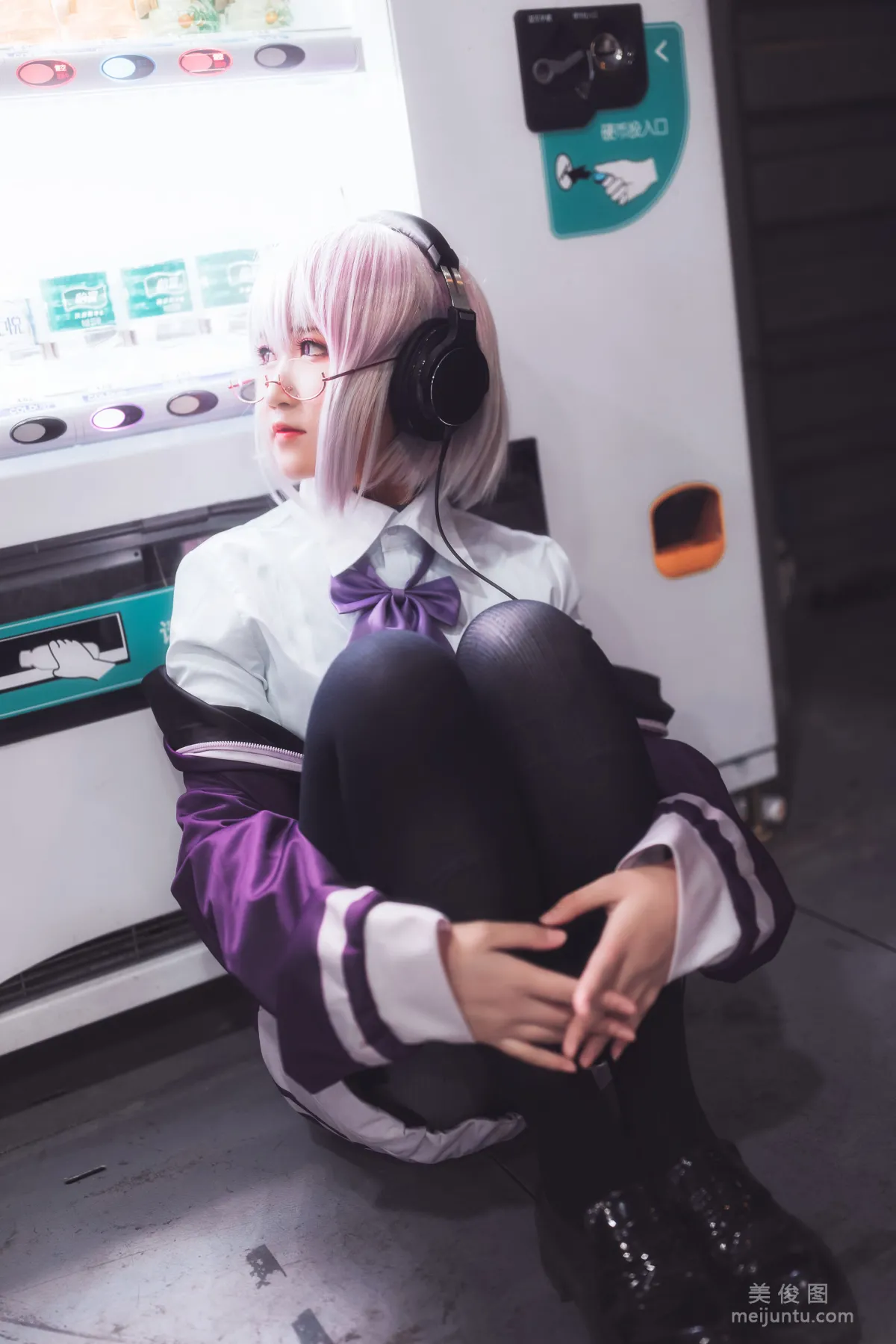 微博妹子三度_69 《电光超人古立特》 写真集3