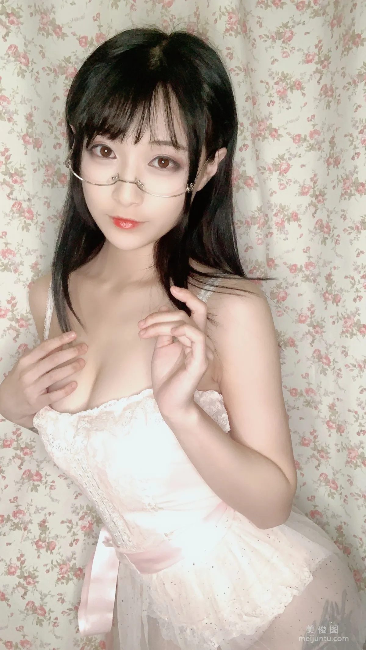 [COS福利] 鐵闆燒鬼舞w 《内衣連體》 寫真集 13