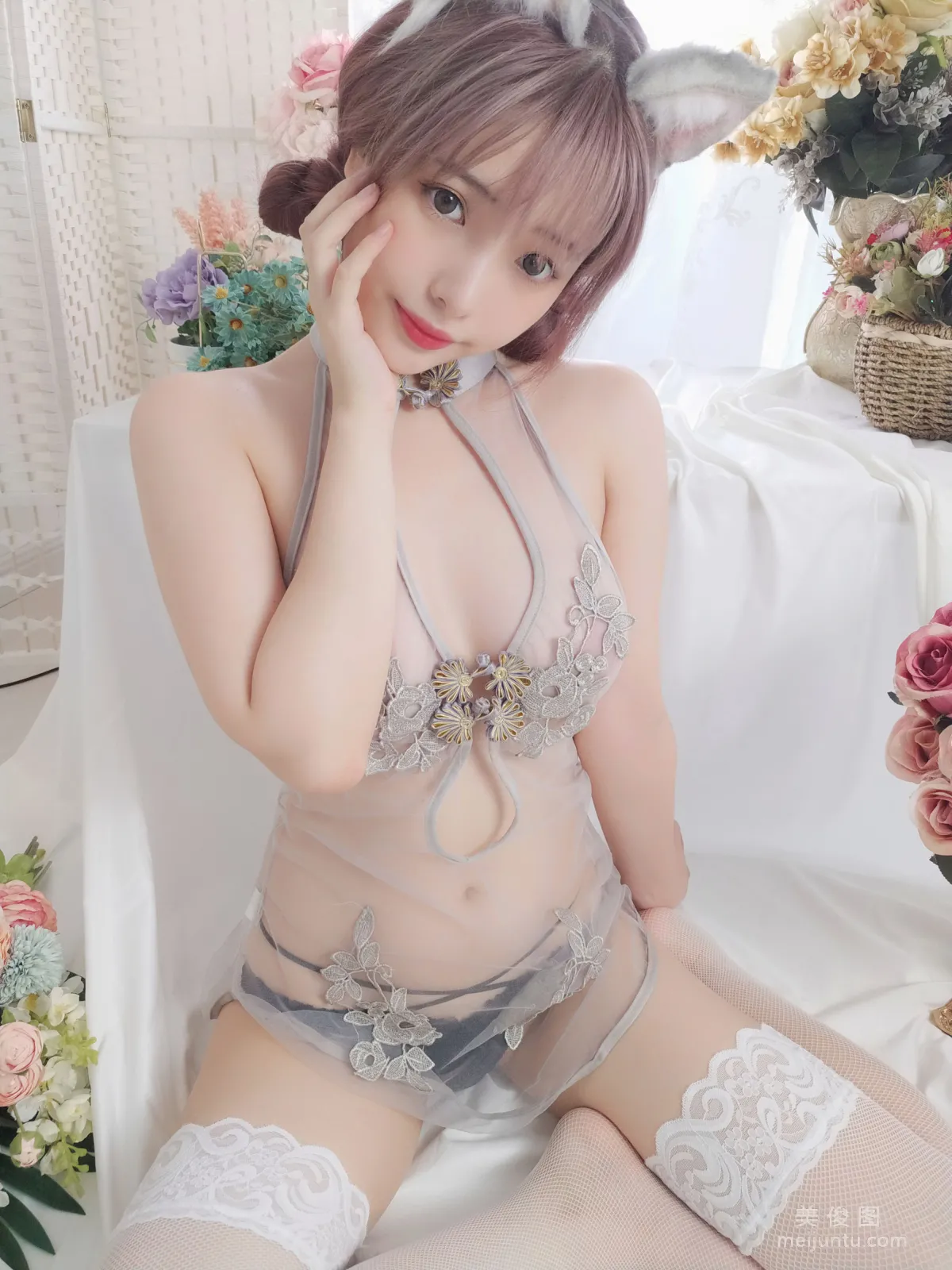 動漫博主雯妹 《旗袍》 寫真集 11