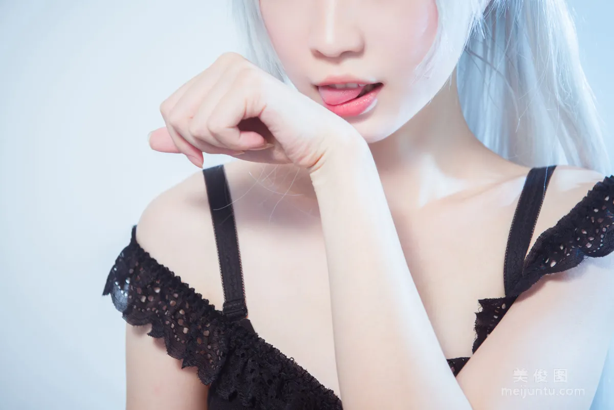 大胸萌妹妖少you1 《羽川翼》 寫真集 11
