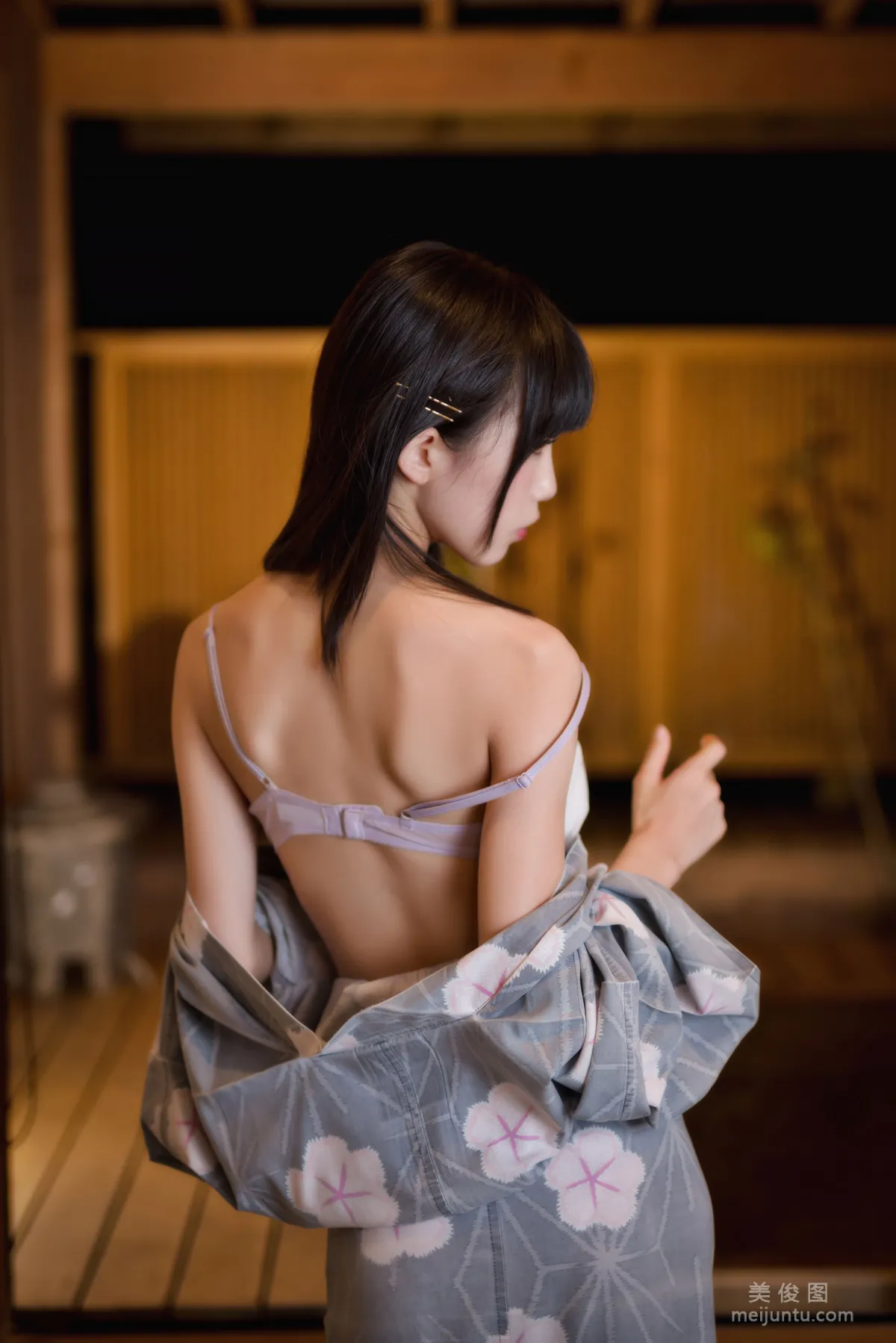 動漫博主水淼aqua 《溫泉和服》 寫真集 8