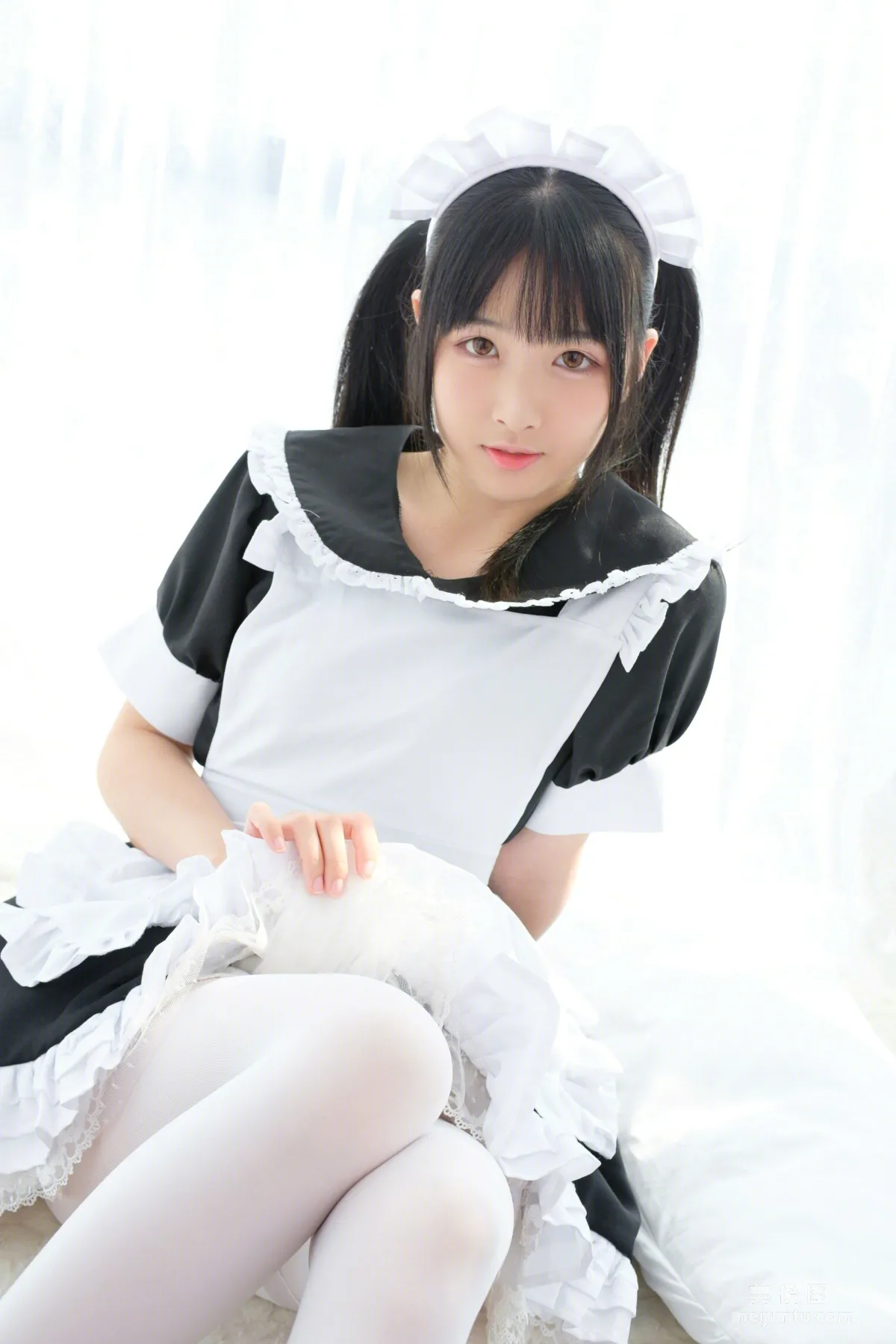 [COS福利] 我才不是neko 《白丝女仆》 写真集19
