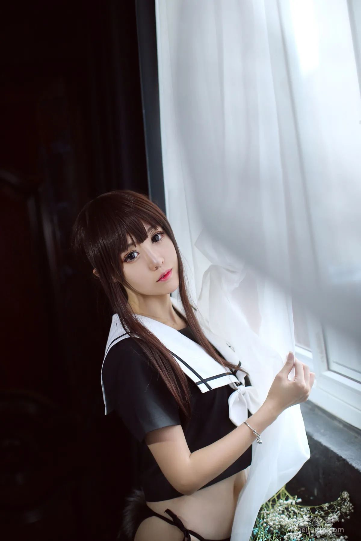 [COS福利] 鬥魚主播采妮麼麼 《皇冠》 寫真集 3