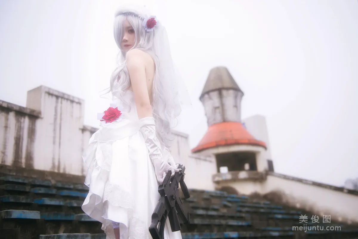清纯少女五更百鬼 《婚纱》 写真集2