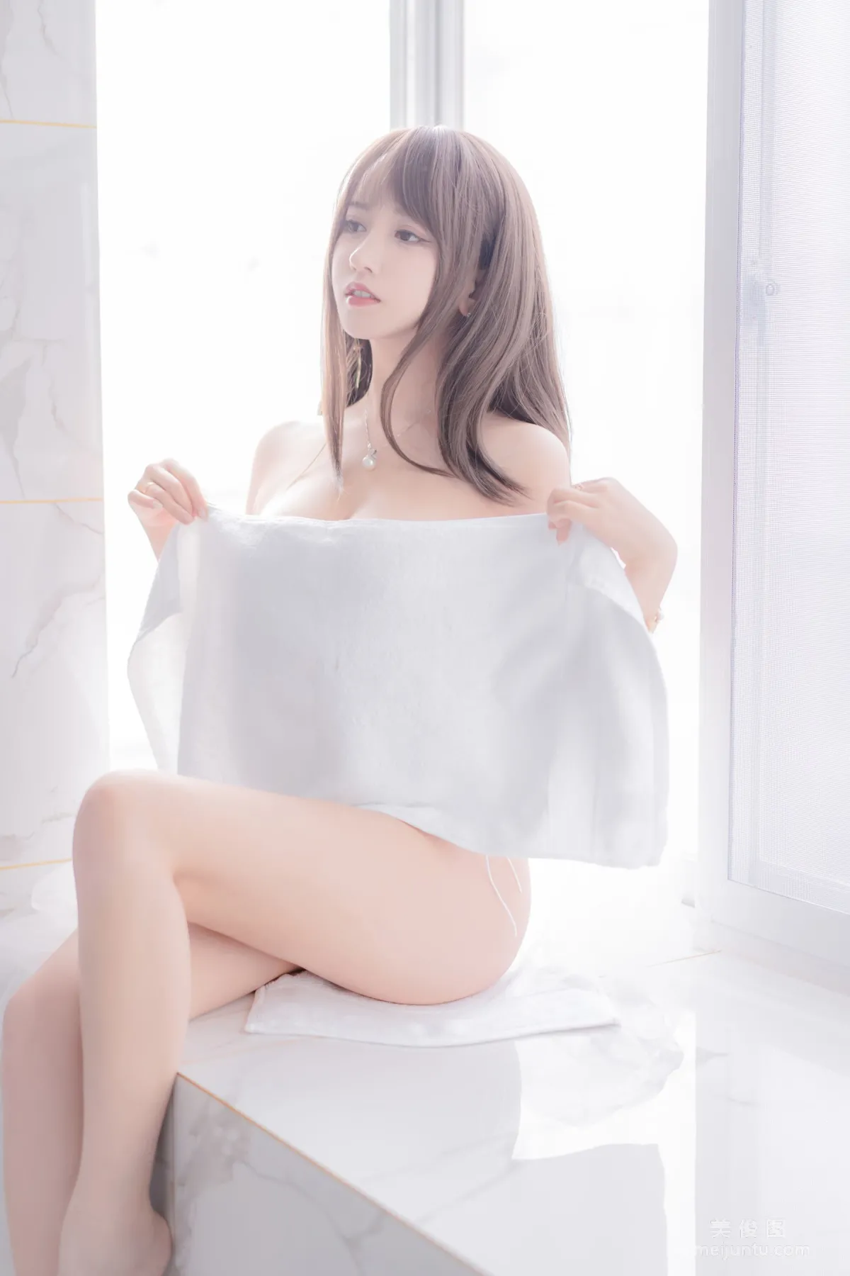 斗鱼米线线sama 《午后》 写真集37