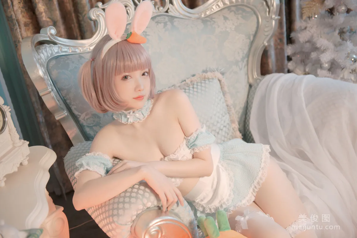 [COS福利] 大胸萌妹妖少you1 《雪兔》 寫真集 7