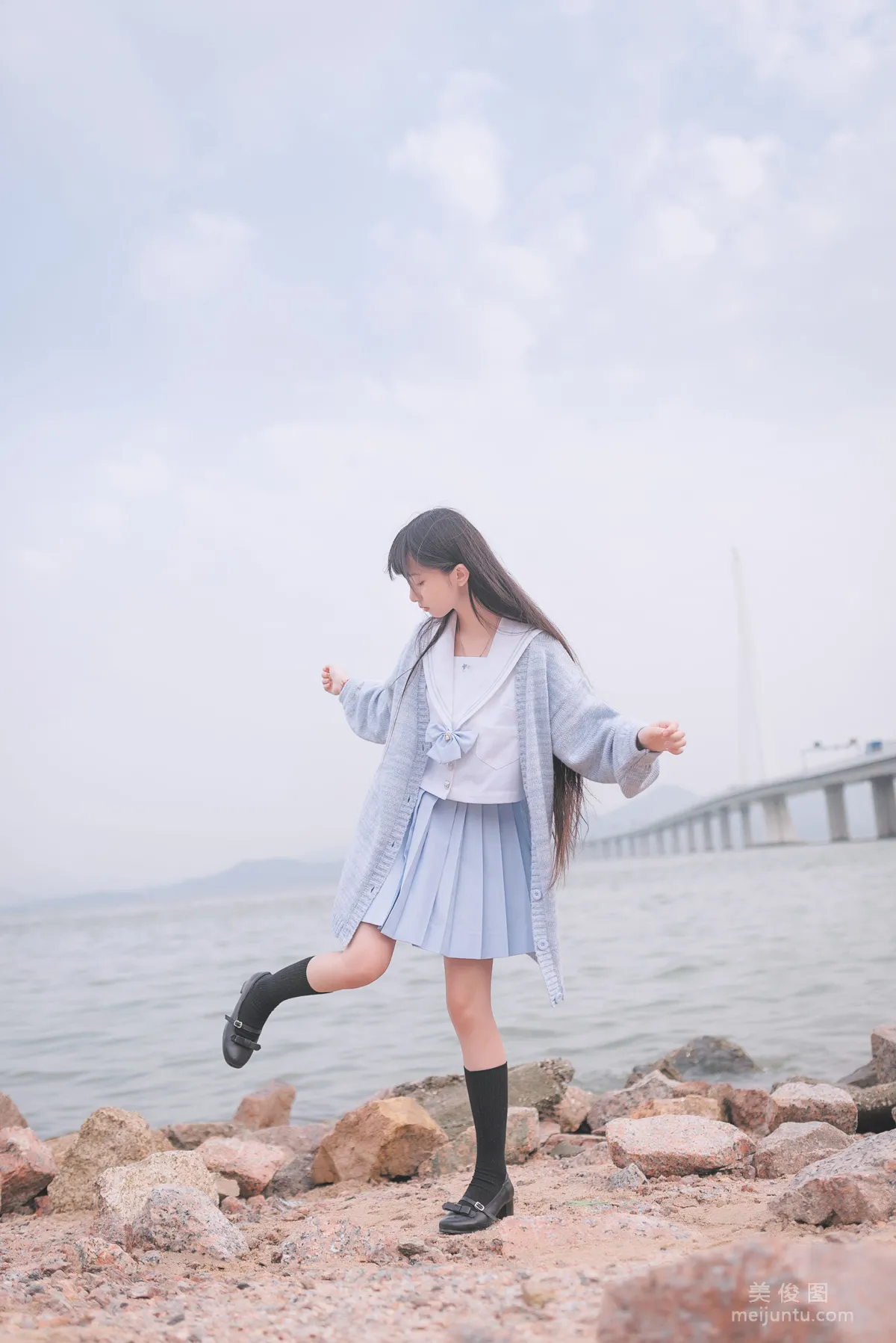萌妹子伽馬羽落子 《一起去海邊》 寫真集 26