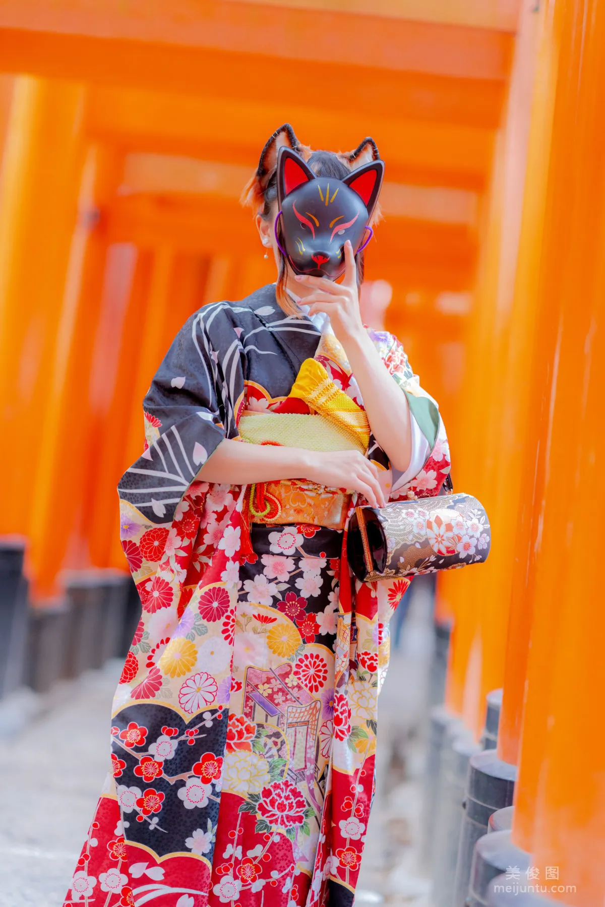 [Fantasy Factory] 小丁Cosplay 2020.01 《黑絲 和服 JK》 寫真集 60