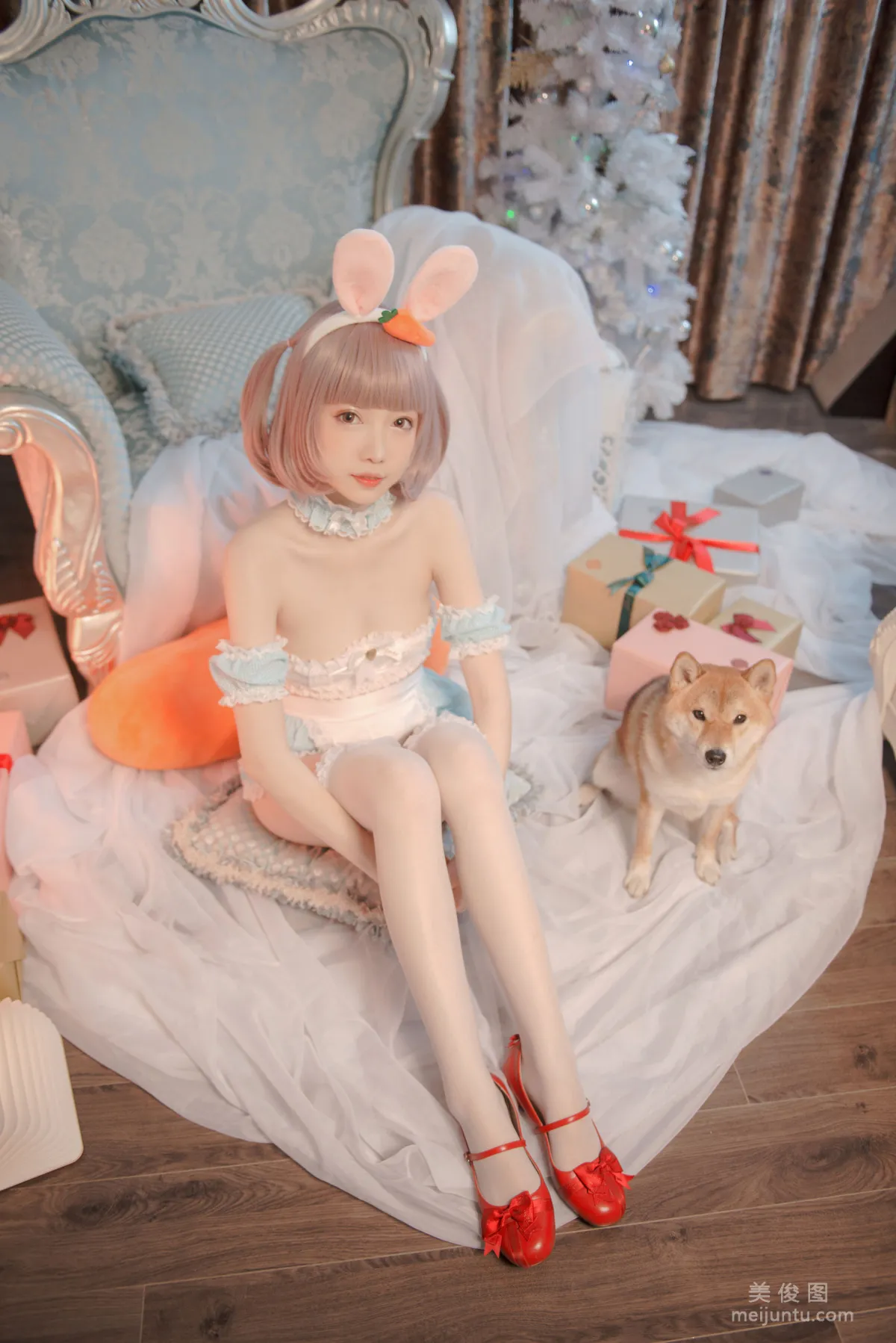 [COS福利] 大胸萌妹妖少you1 《雪兔》 寫真集 2