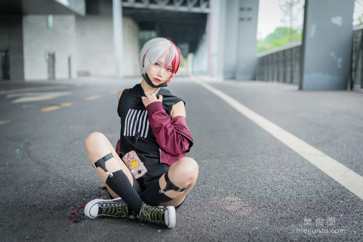 [COS福利] 清纯少女五更百鬼 《场照》 写真集4