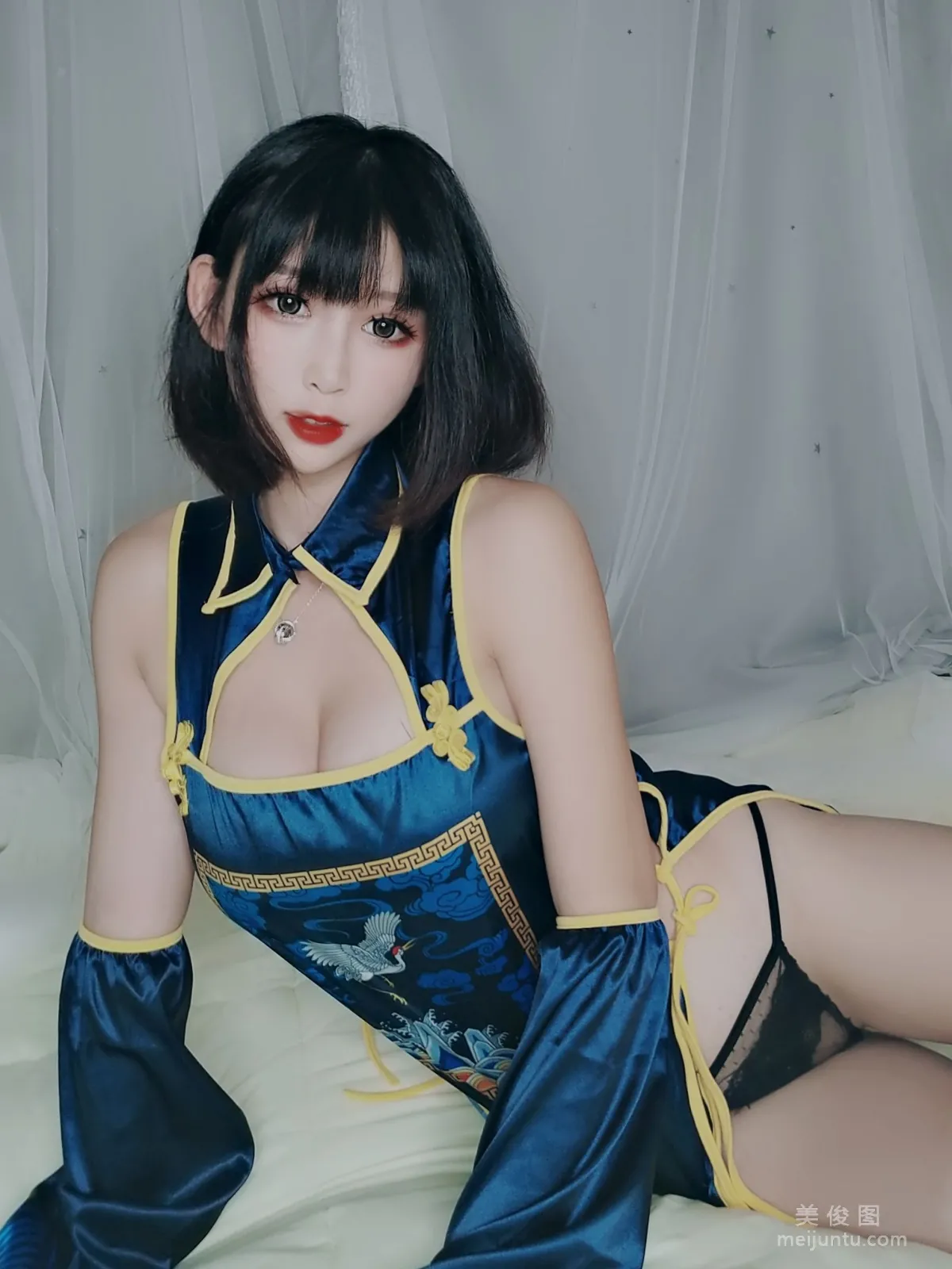 微博妹子小酥醬 《小僵屍》 寫真集 32