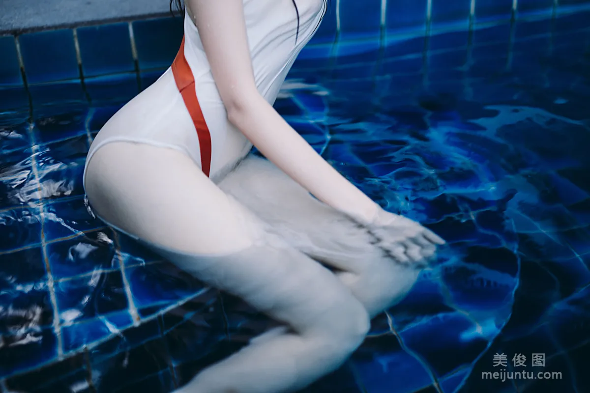 鬥魚主播采妮麼麼 《泳裝》 寫真集 38