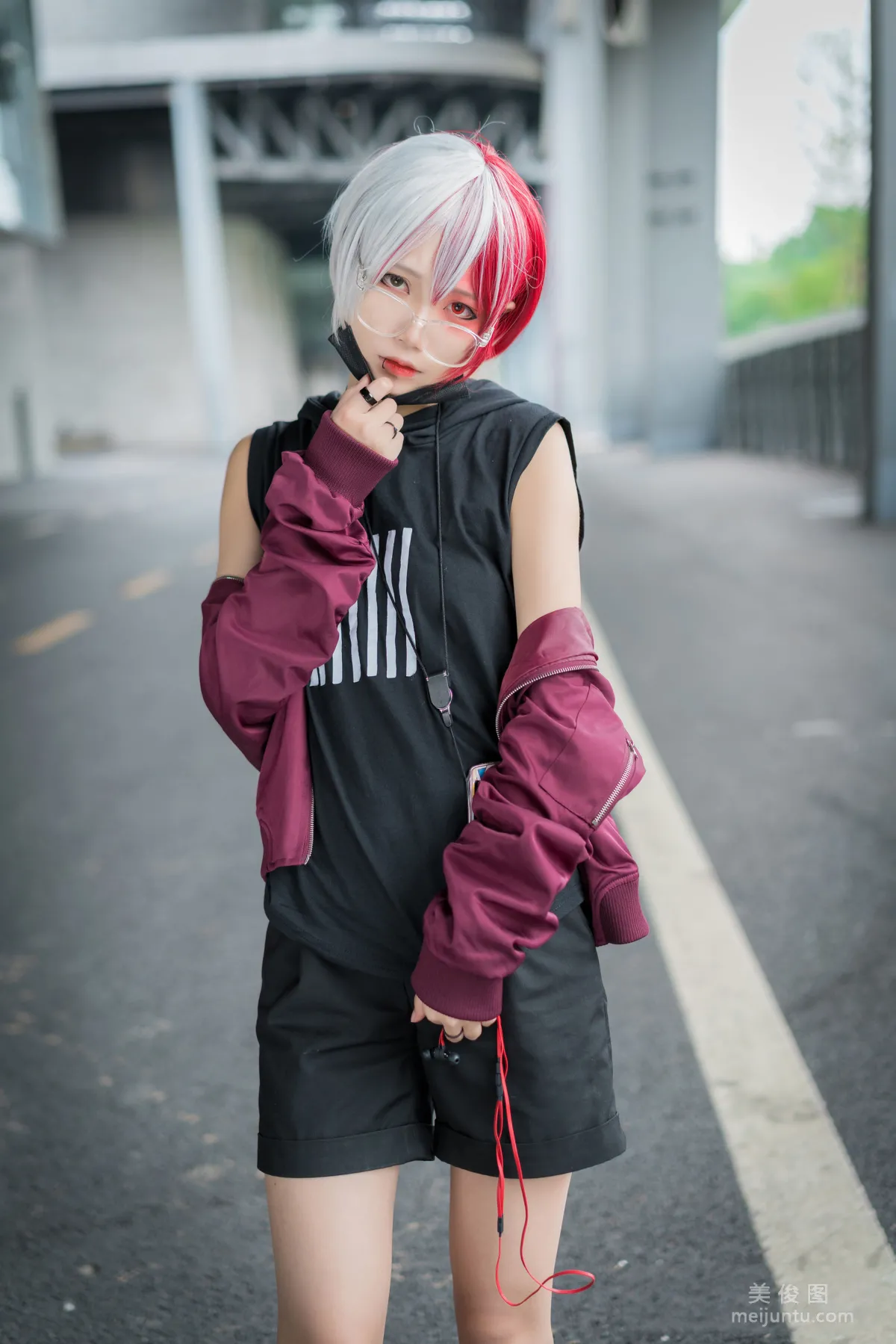 [COS福利] 清纯少女五更百鬼 《场照》 写真集1