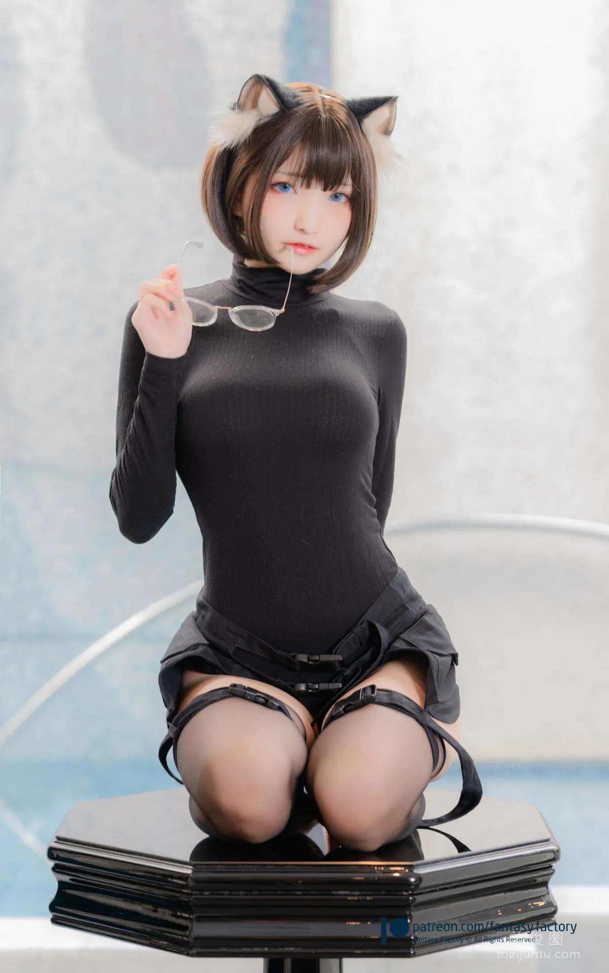 [Fantasy Factory] 小丁Cosplay 2020.01 《黑丝 和服 JK》 写真集82
