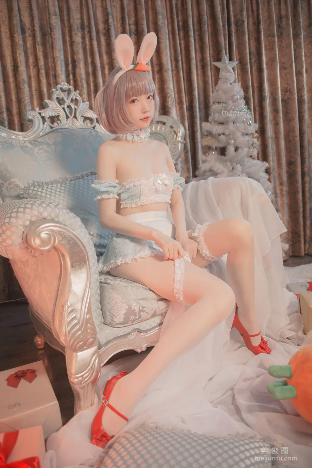[COS福利] 大胸萌妹妖少you1 《雪兔》 寫真集 6