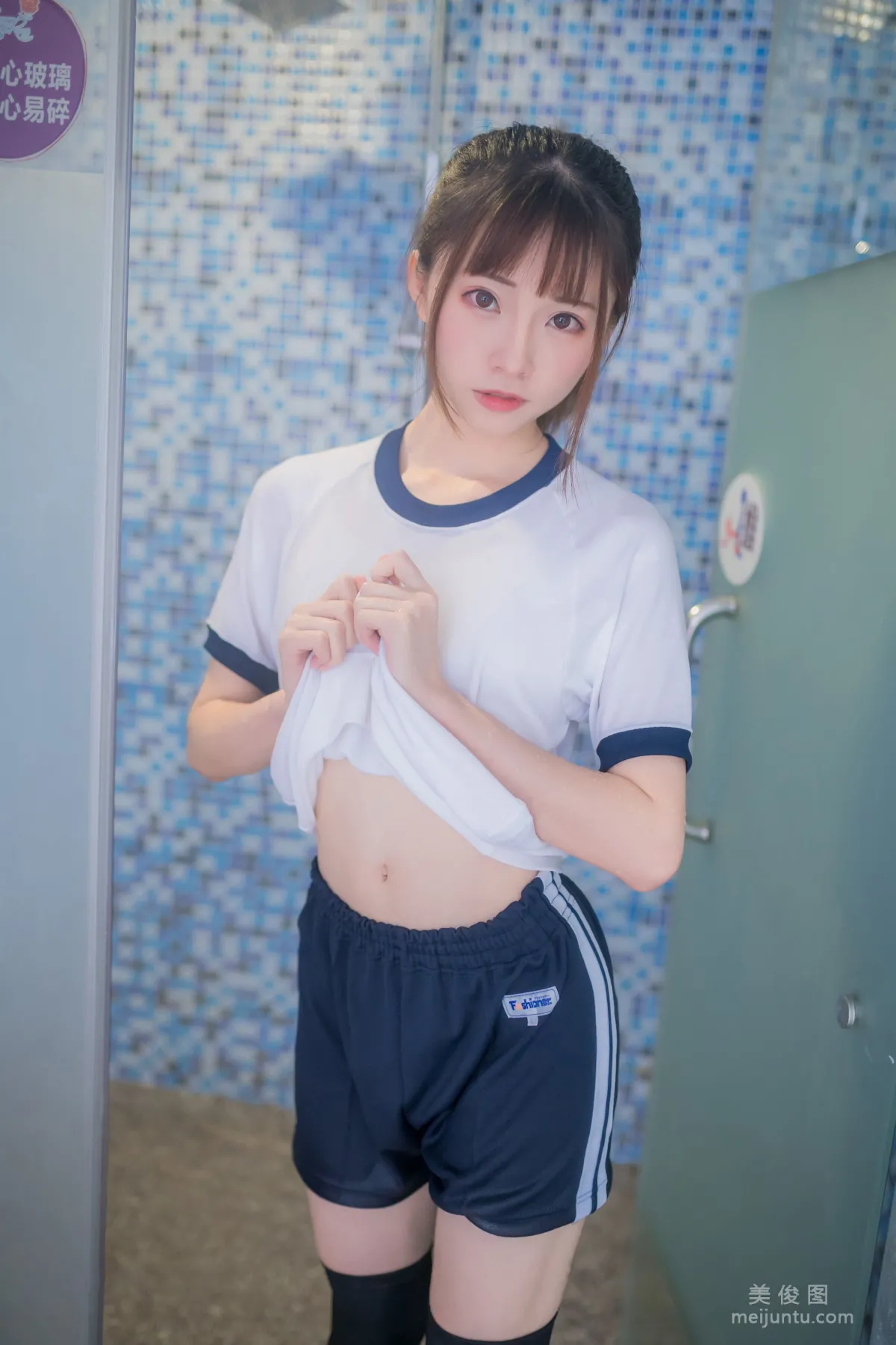 [喵糖映画] VOL.259 《浴室体操服》 写真集10