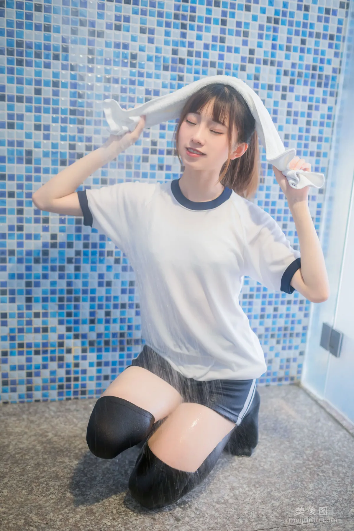 [喵糖映画] VOL.259 《浴室体操服》 写真集24