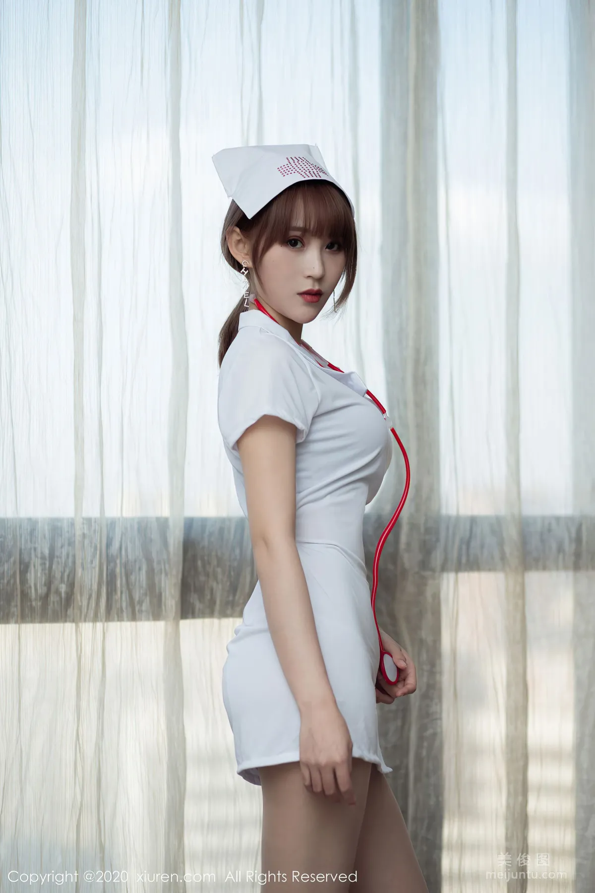 [秀人XIUREN] No.2377 周慕汐fairy - 護士裝制服系列 12