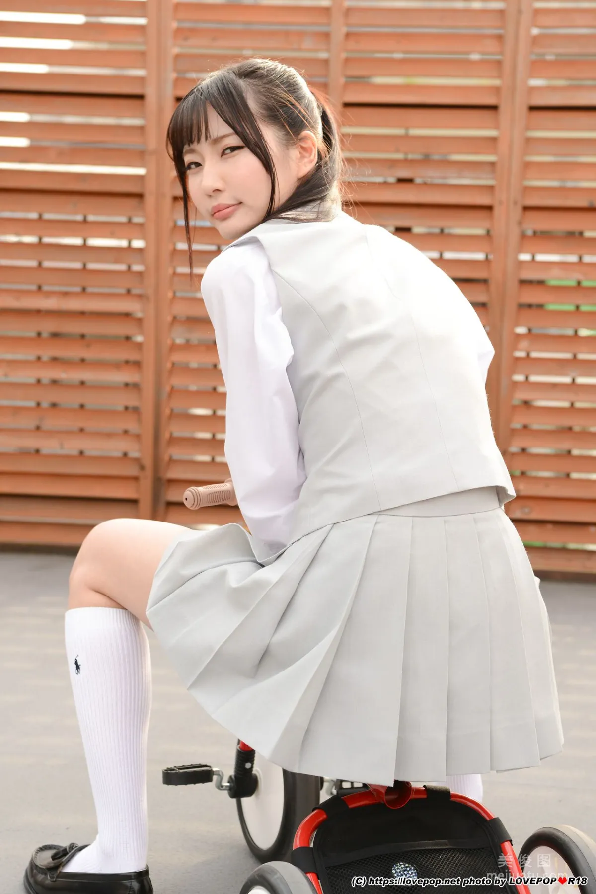 [LOVEPOP] 宇佐木あいか Photoset 05 寫真集 4
