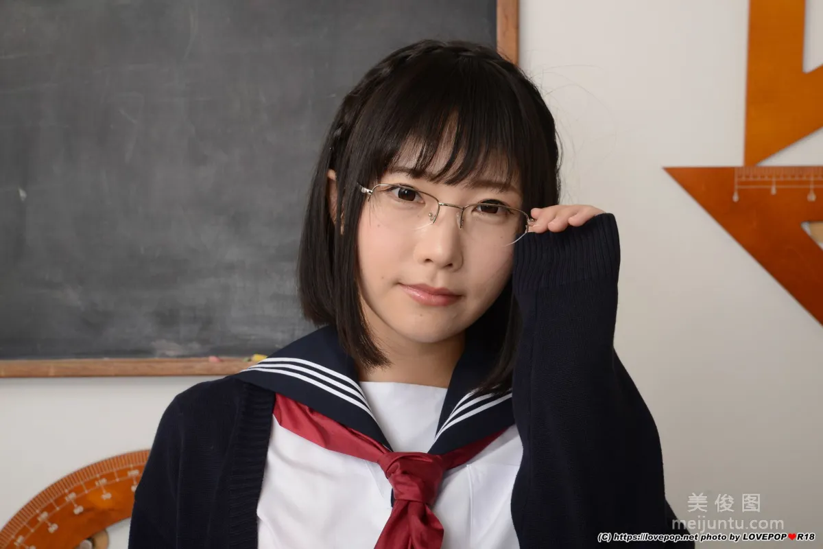[LOVEPOP] Yui Shirasaka 白坂有以 Photoset 01 4