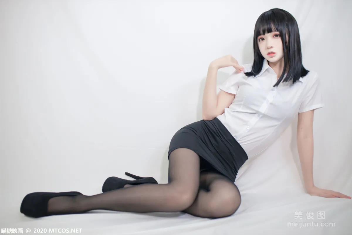 [喵糖映画] VOL.291 OL制服 写真集15