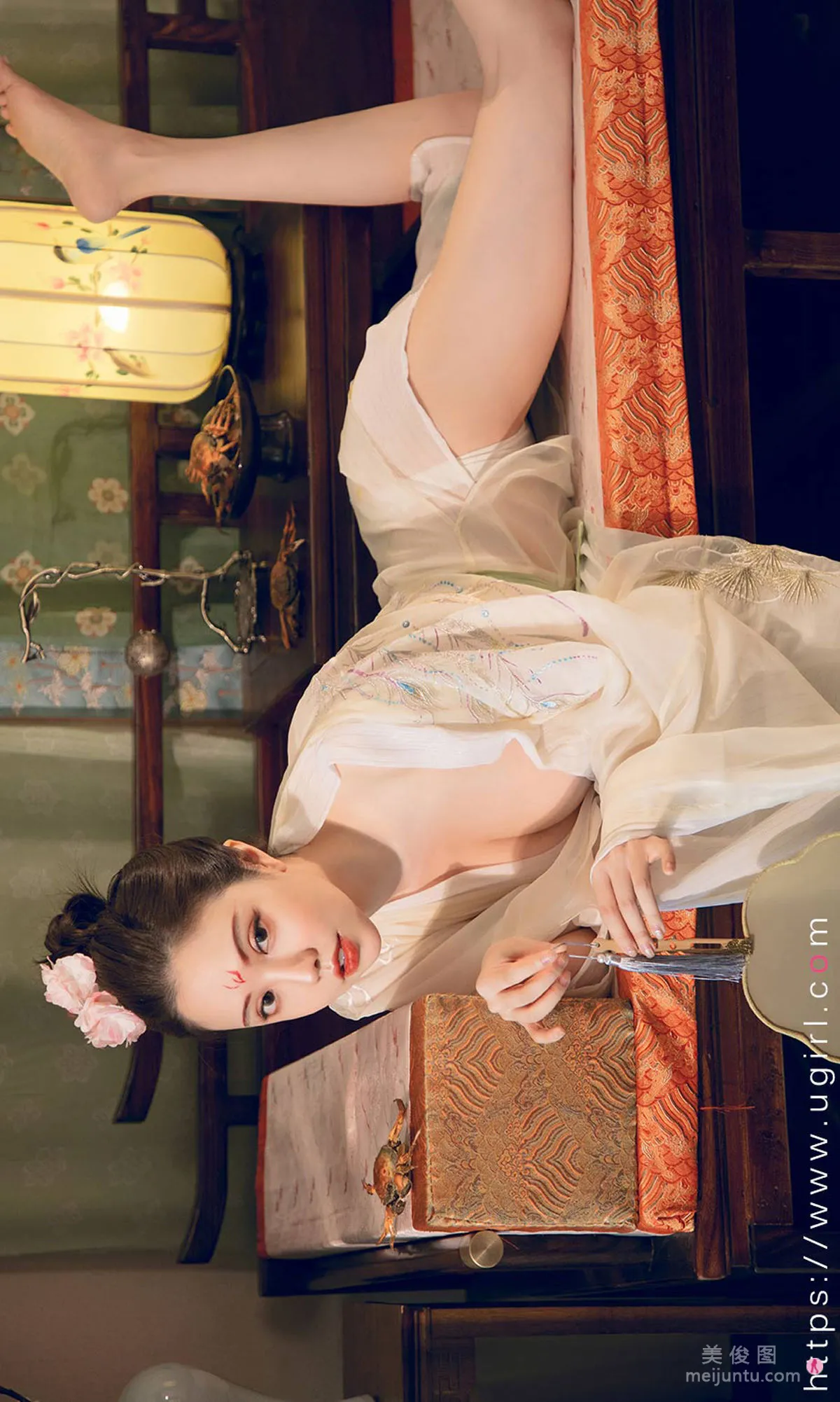 [尤果圈Ugirls] No.1923 妮小妖 - 花滿月夜 33