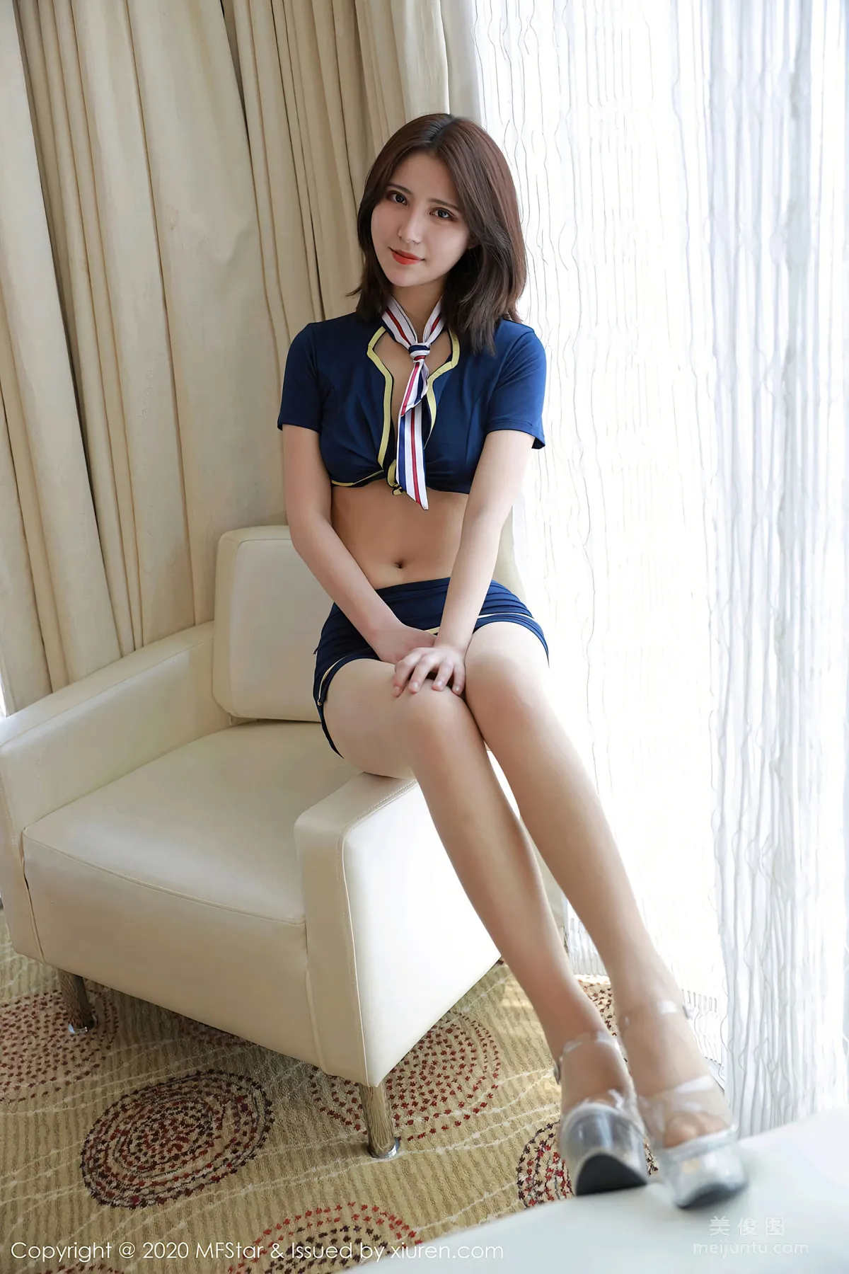 [模範學院MFStar] Vol.380 久久Aimee - 空乘制服與極緻絲襪美腿 17