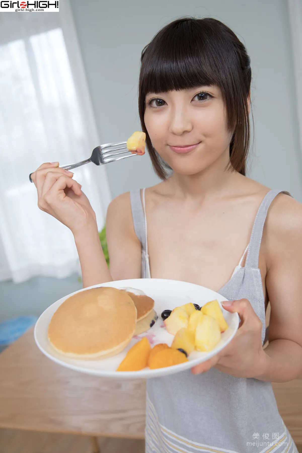 [Girlz-High] Ai Takanashi 高梨あい - bfaa_051_0017