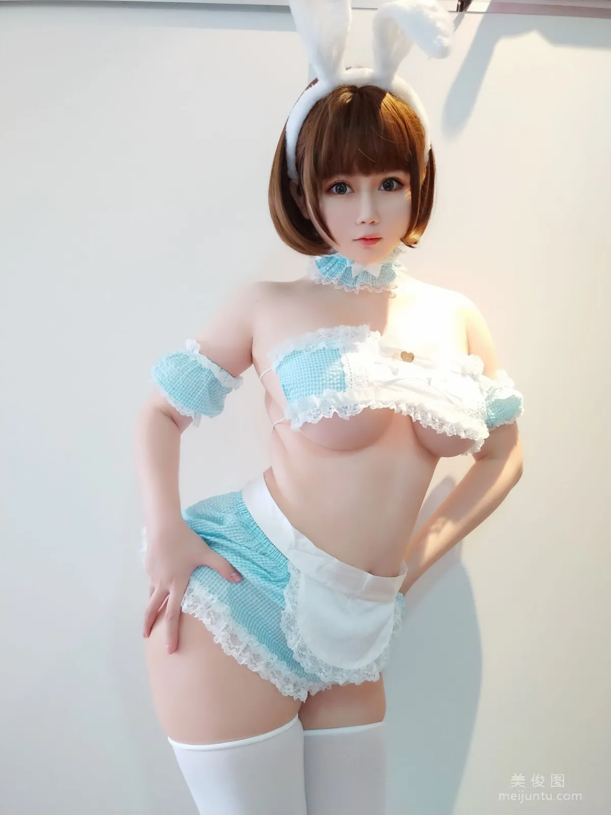 [Cosplay] 蜜桃少女是依醬呀 - 白兔軟軟 18