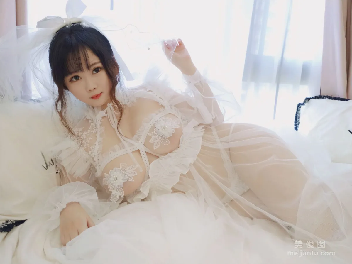 [Cosplay] 蜜桃少女是依醬呀 - 花嫁 寫真集 33