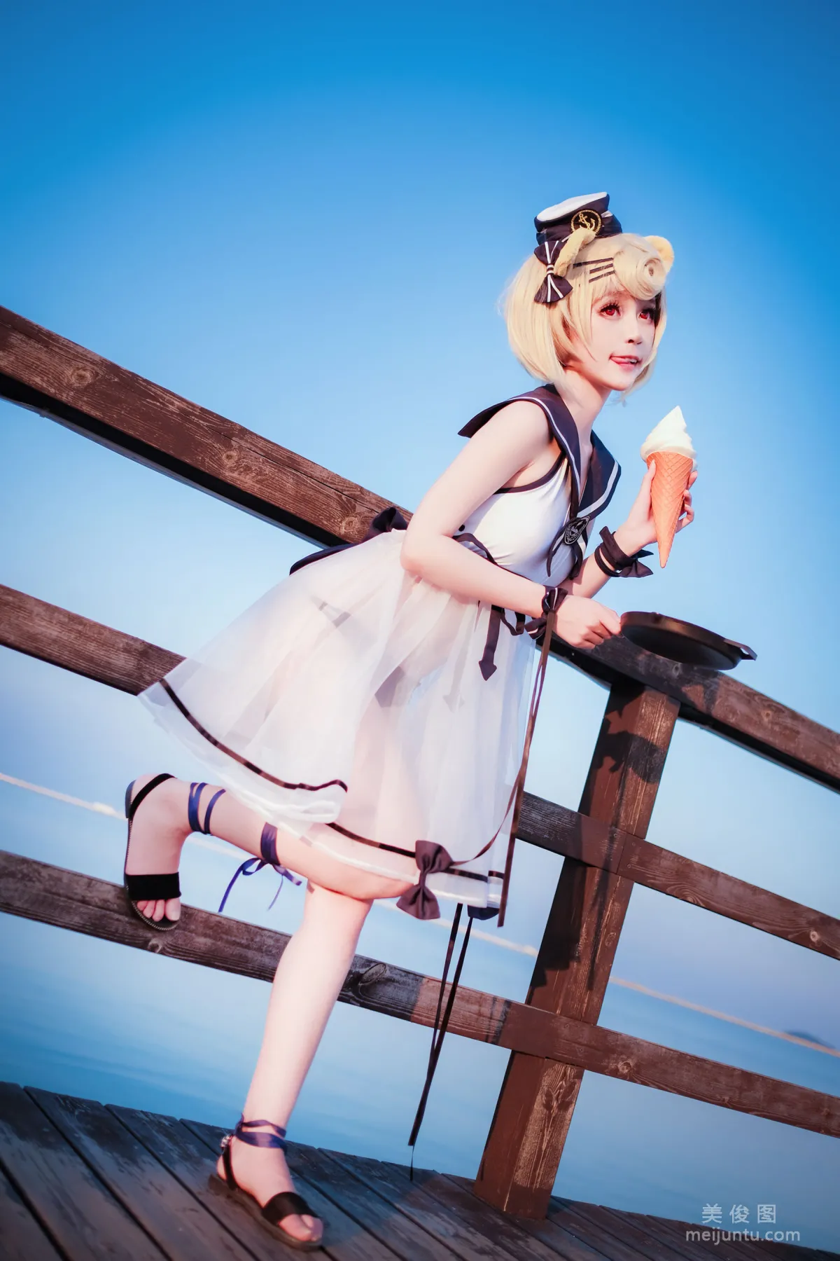 [Cosplay寫真] 萌寵博主yui金魚 - 古米泳裝 9