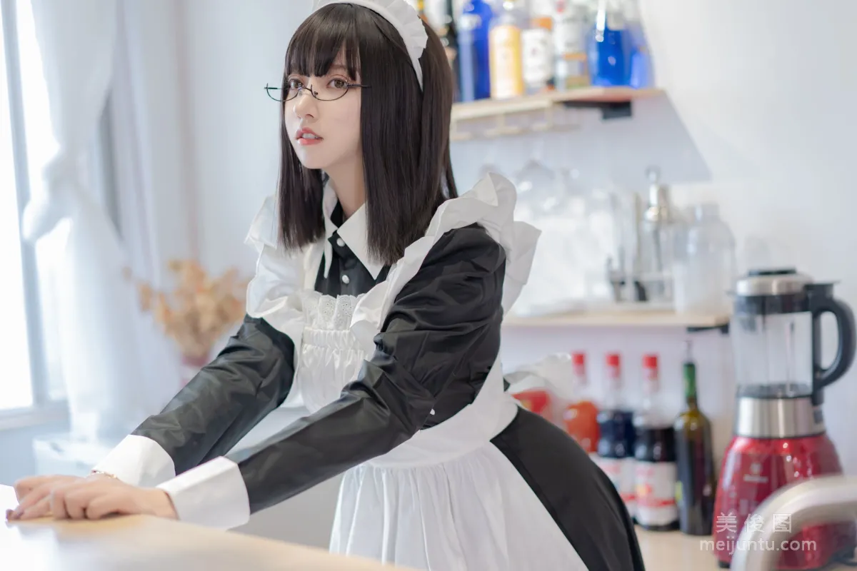 [Cosplay] 米線線sama - 女仆長裙 寫真集 4