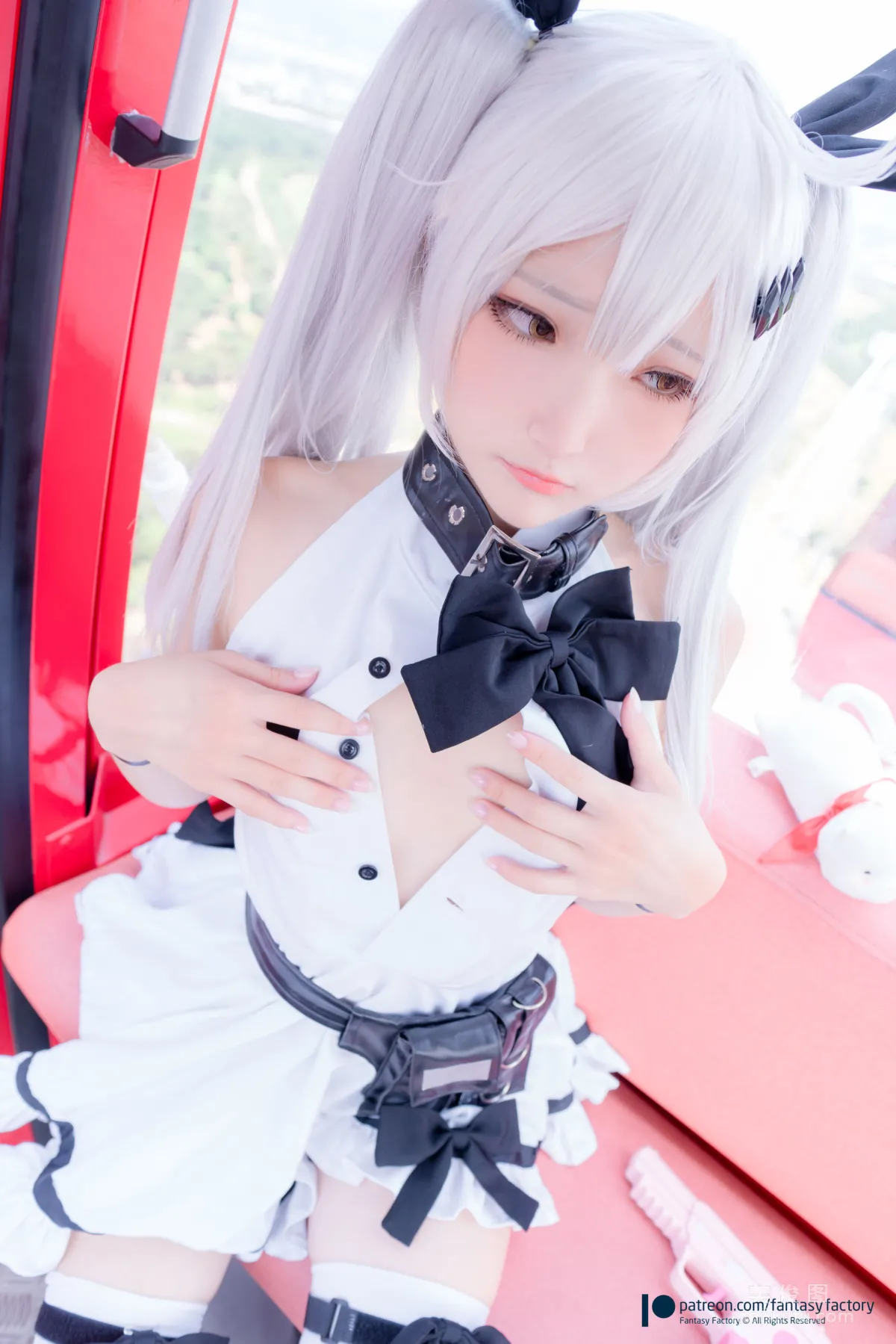 [Cosplay] 小丁 《Fantasy Factory》  黑白 薄纱 网袜 写真集27