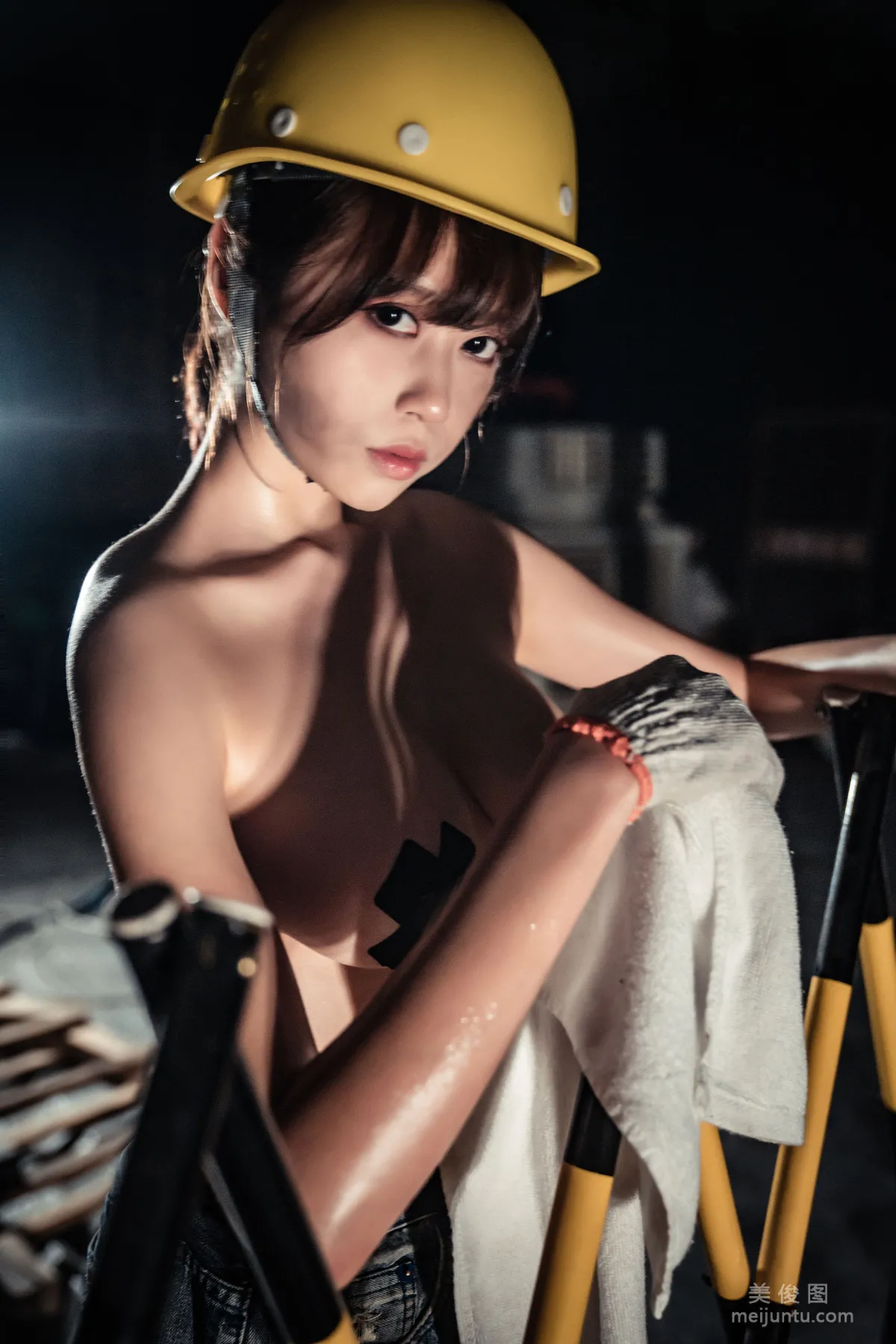 [Cosplay] 奈汐醬nice - 咱們工人有力量 寫真集 11