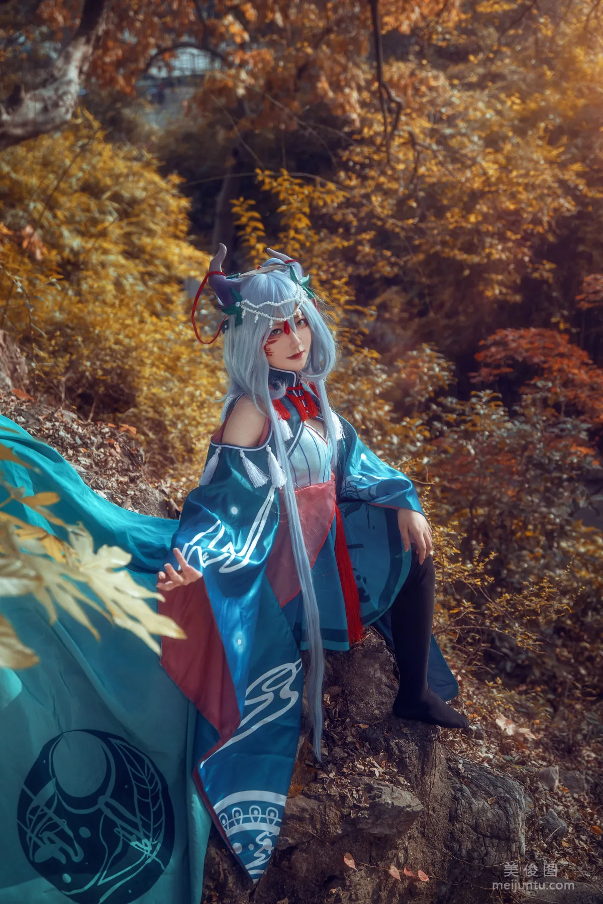 [Cosplay寫真] 動漫博主弦音sic - 洛天依 上古神話 6