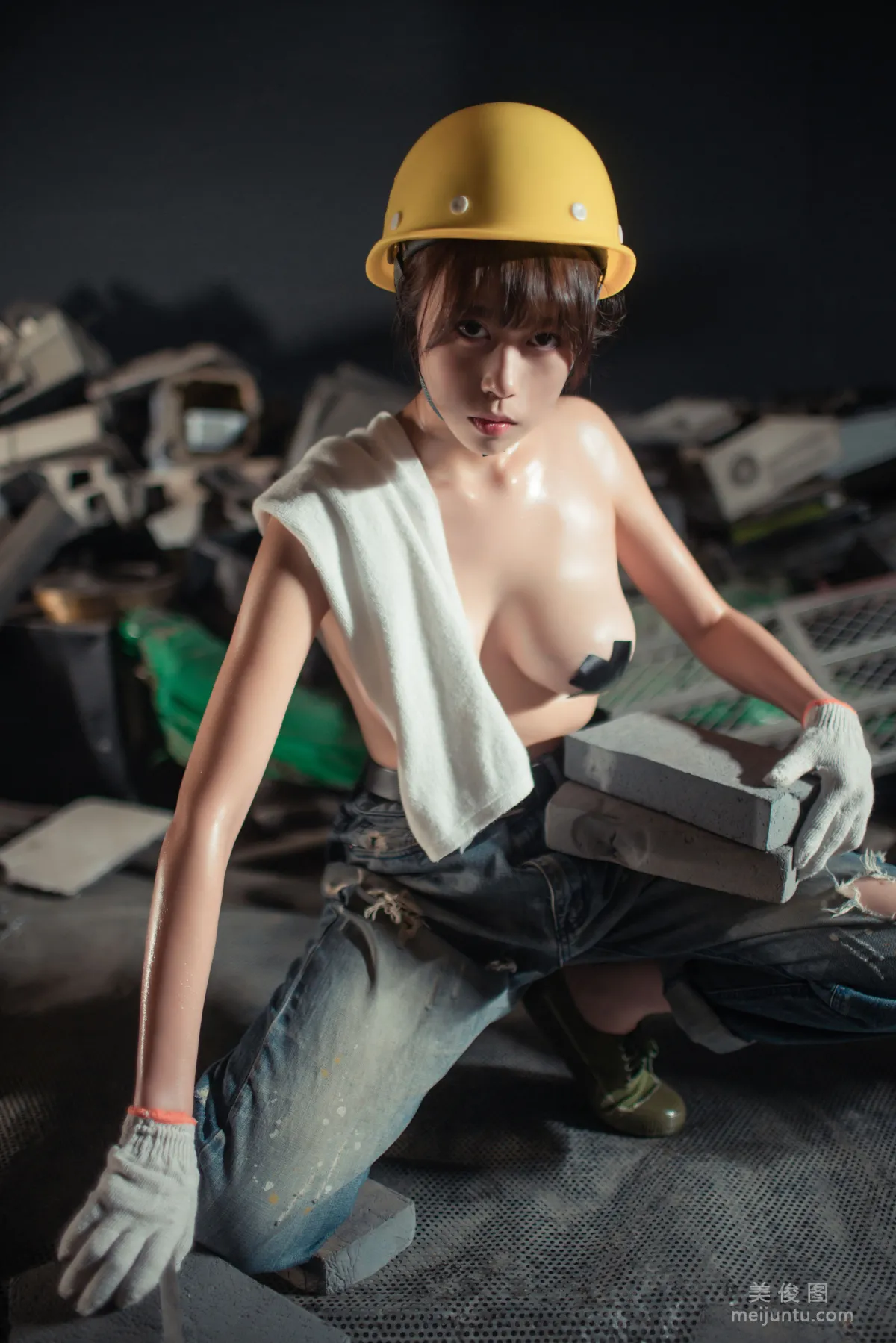 [Cosplay] 奈汐醬nice - 咱們工人有力量 寫真集 1