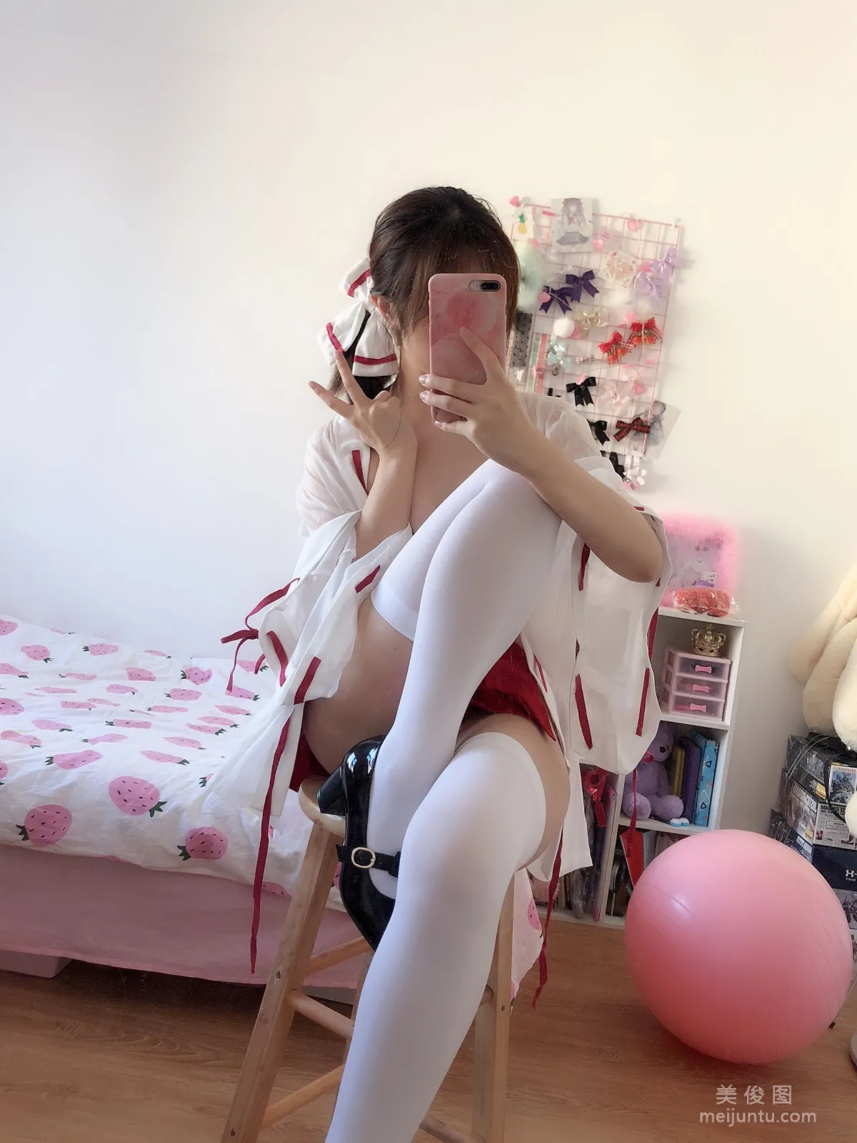 [Cosplay寫真] 動漫博主雯妹 - 自拍本（1号本）巫女 4