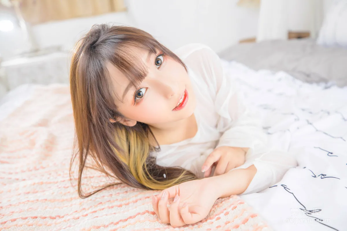[Cosplay] 神楽坂真冬 《おかえり》 白絲貓腳 寫真集 36